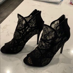 Steve Madden lace booties